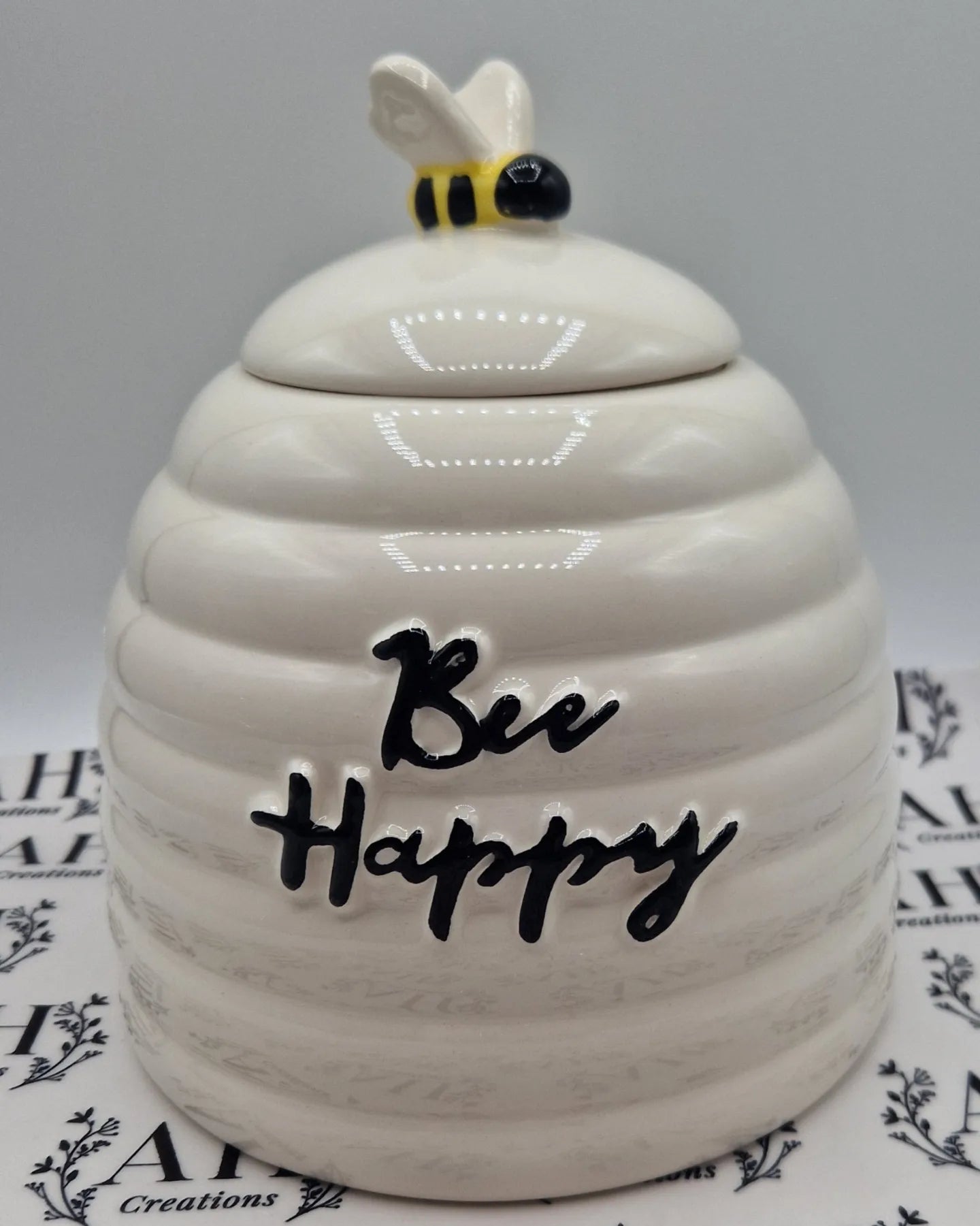 Bee storage jar